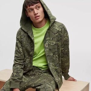 Macy’s Mode Of One Army Green Camouflage Full Zip Hoodie